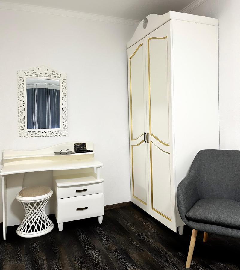 Enrico Hotel Dnyipropetrovszk Kültér fotó