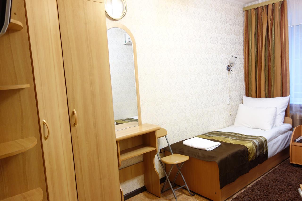 Enrico Hotel Dnyipropetrovszk Kültér fotó