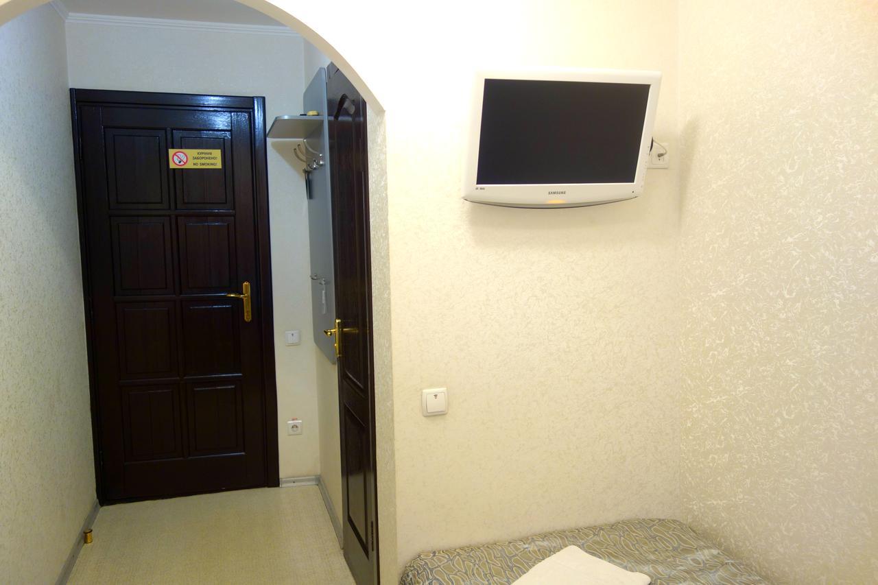 Enrico Hotel Dnyipropetrovszk Kültér fotó