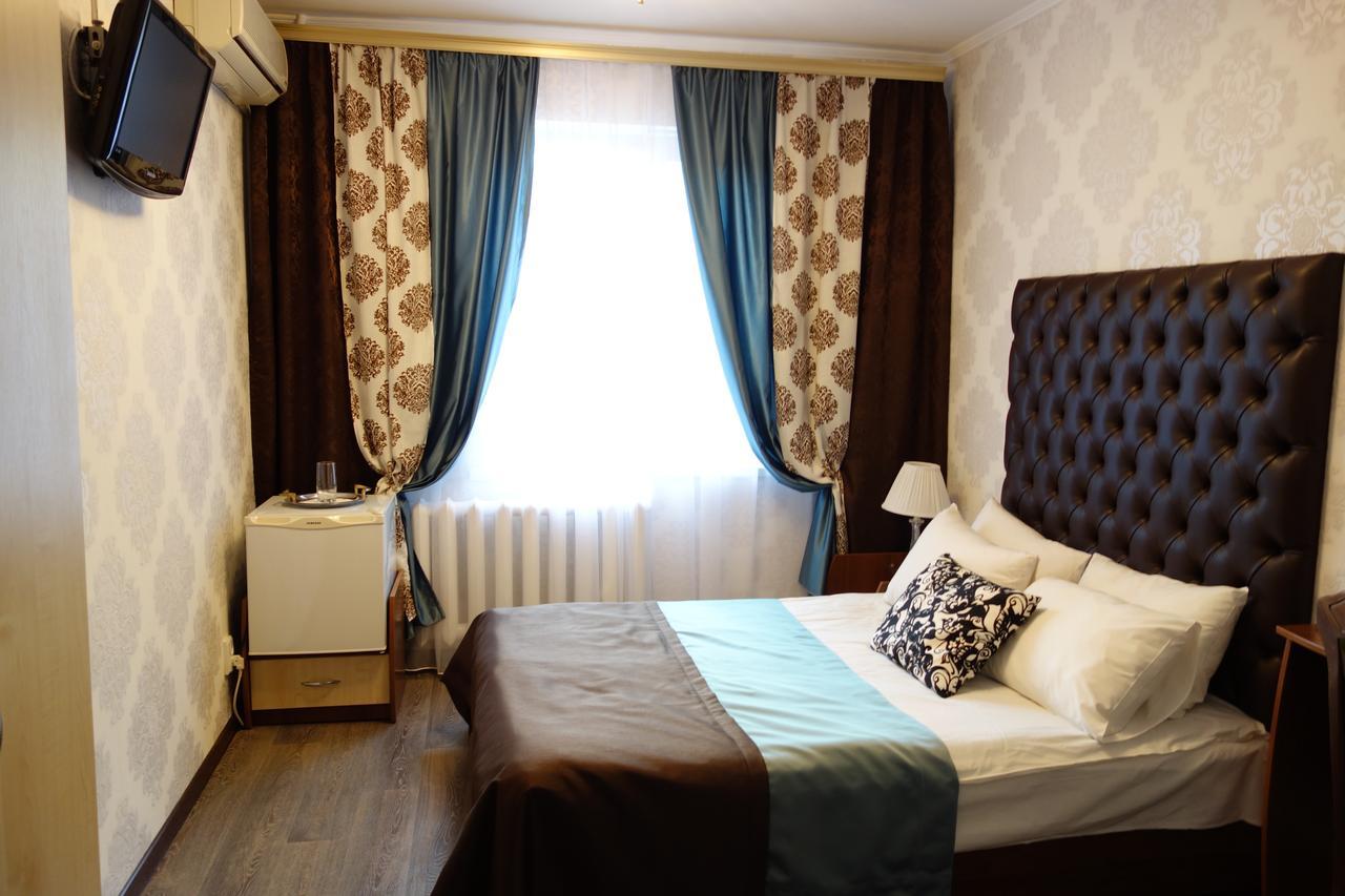Enrico Hotel Dnyipropetrovszk Kültér fotó