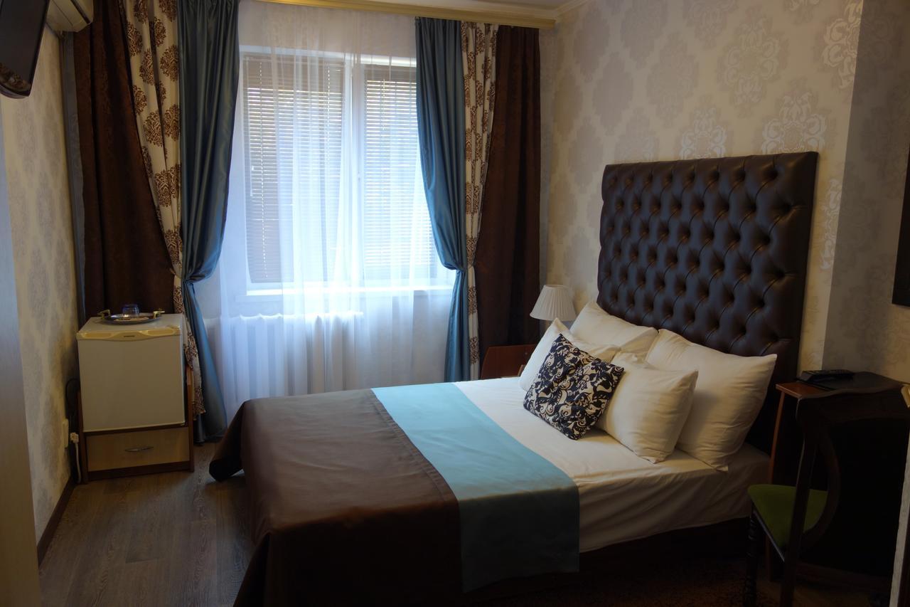 Enrico Hotel Dnyipropetrovszk Kültér fotó